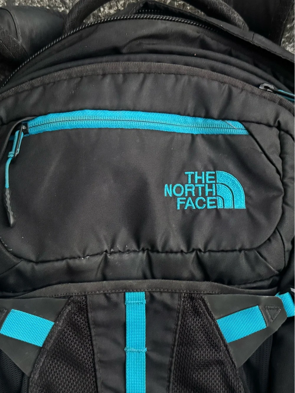North Face RECON Backpack Trail Hiking Camping Bugout Bag Black W/ Blue Accents